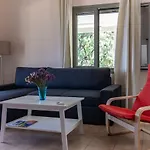 Athina Villa Angón