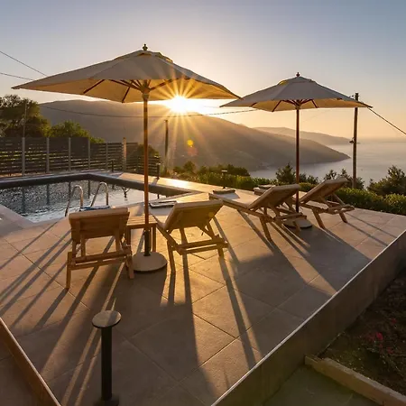 Athina Villa Angón